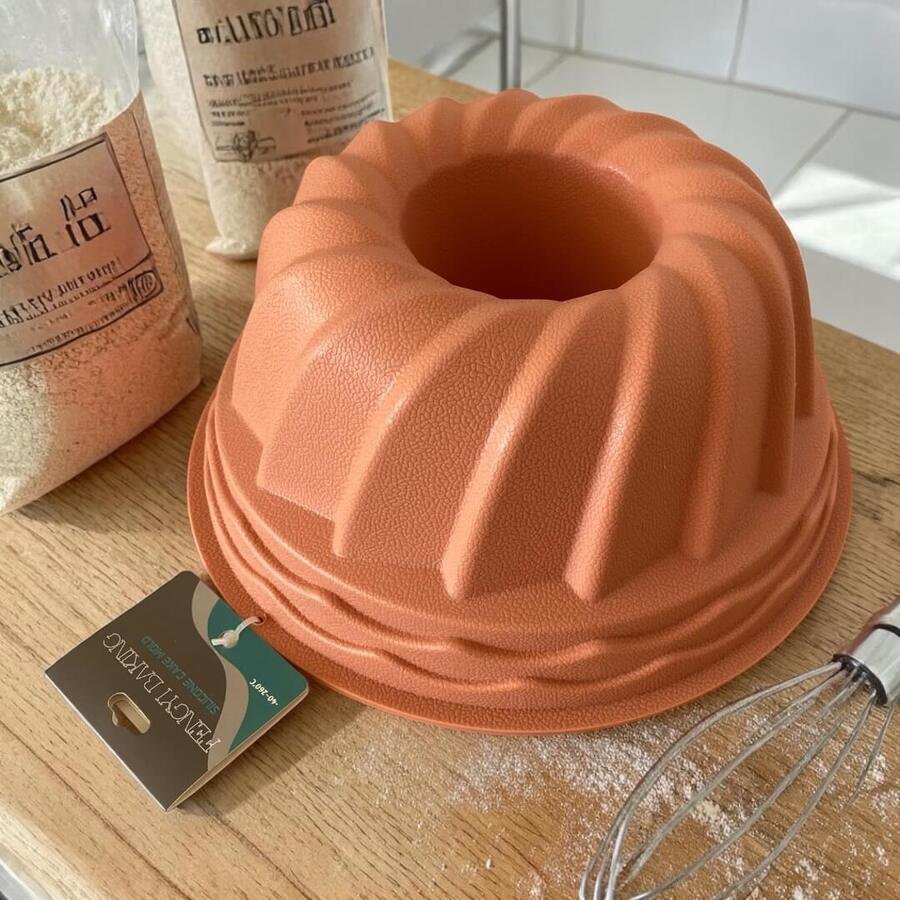 Molde silicona tubo para flan torta budín 22cm