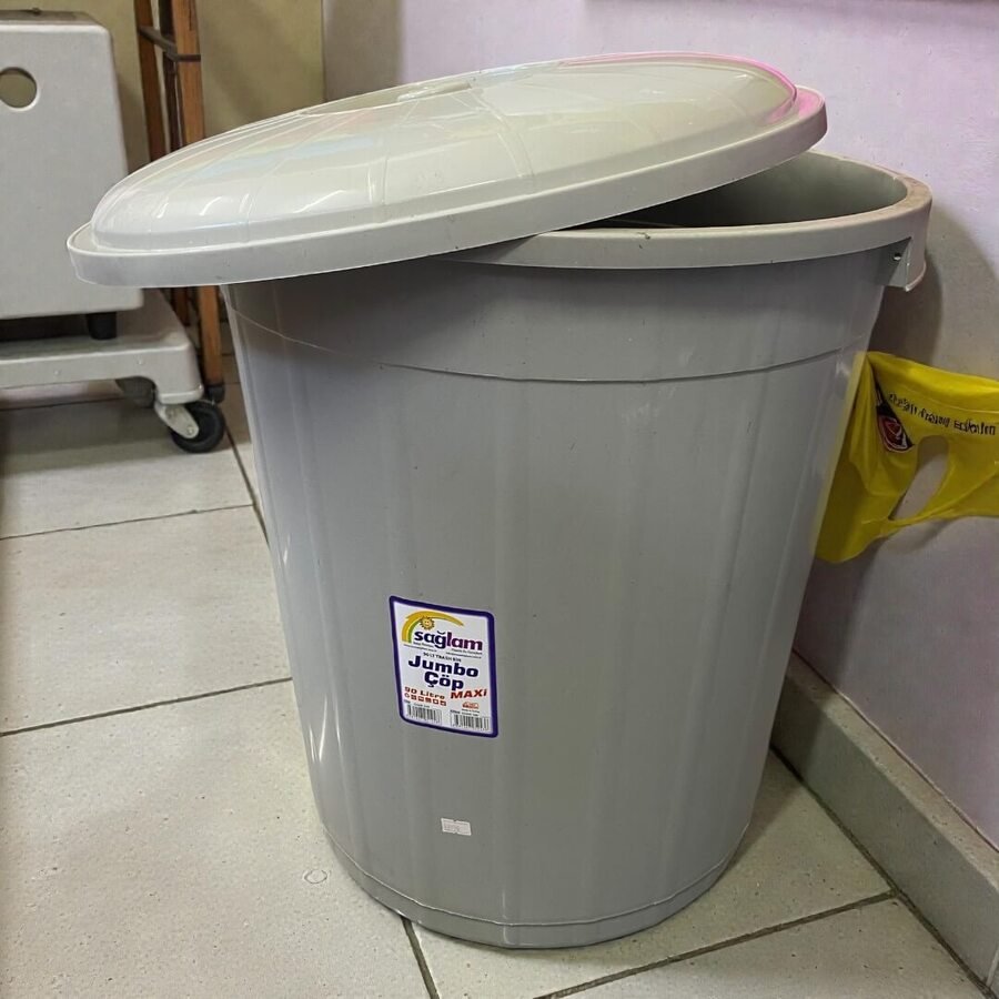Tarro Tacho Basura Basurero Grande Cocina con Tapa 90 litros